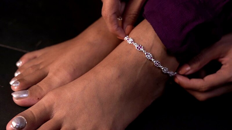 Floral Charm Anklet