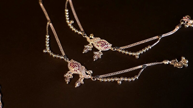 Patterned Band Payal