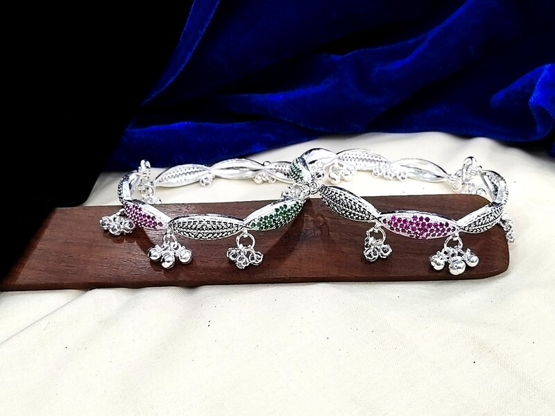 Twin-strand Payal