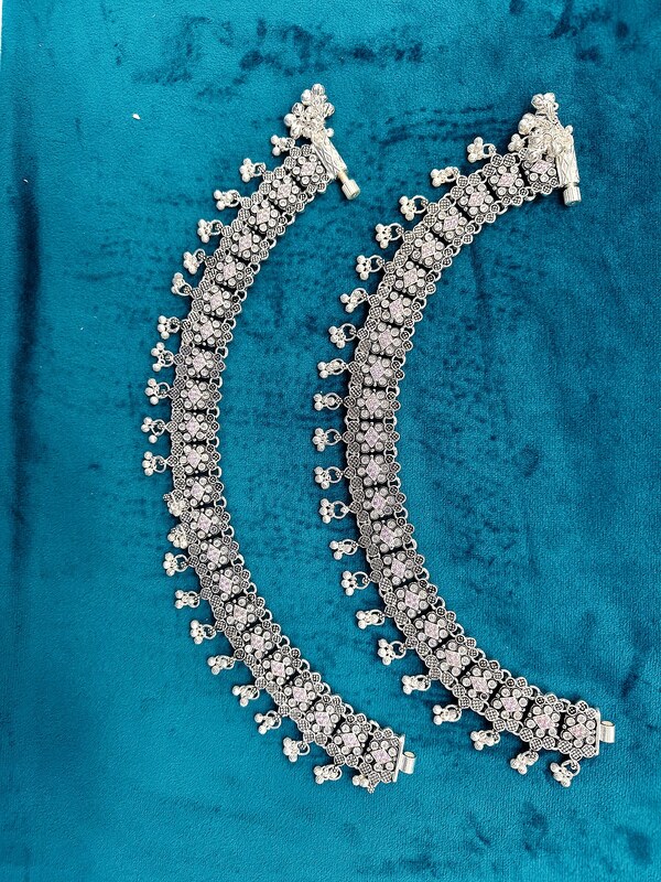 Charm-drop Payal