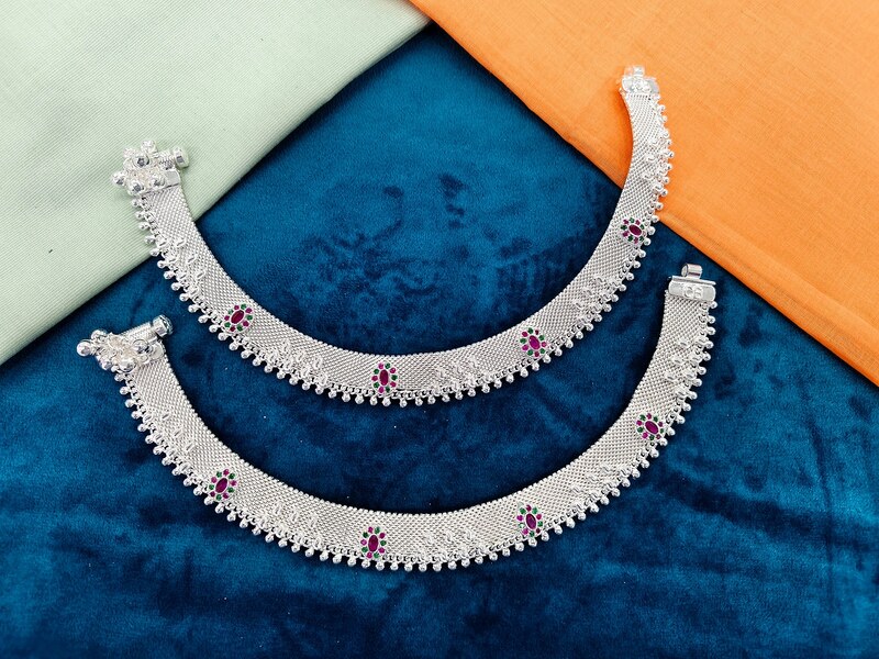 Stone-set Payal