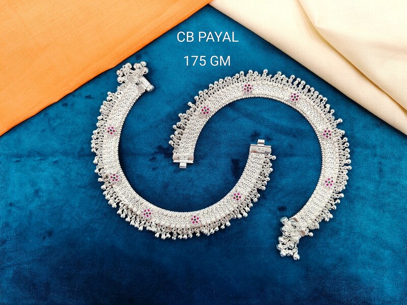 Temple-style Payal