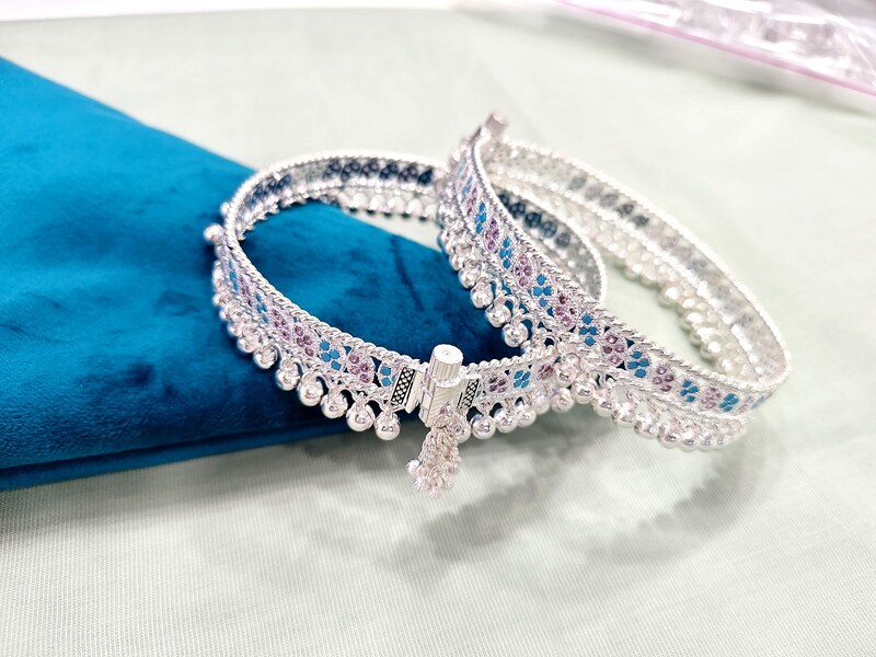 Dual-tone Payal