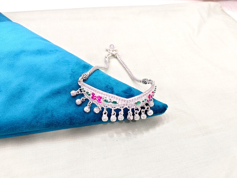 Floral Cuff Payal