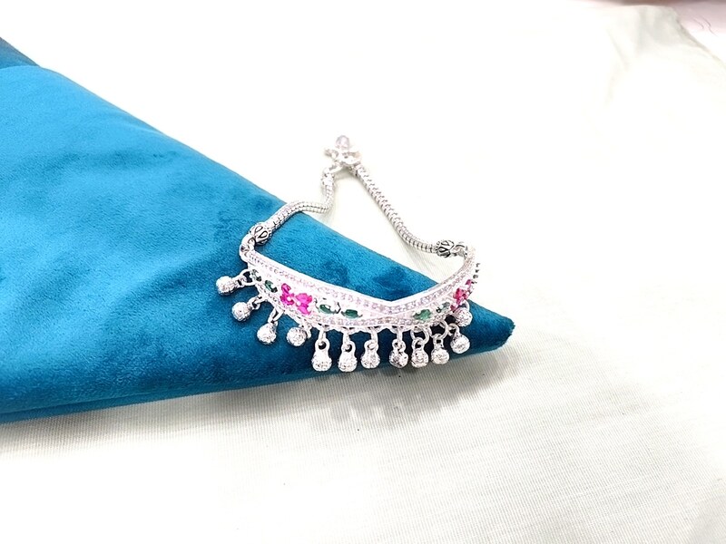 Stone-set Payal