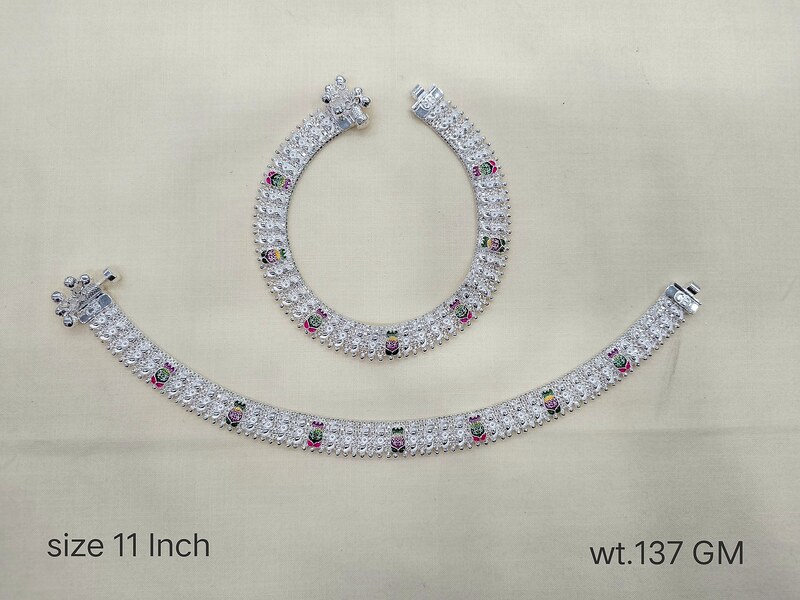 Twirl Pattern Payal
