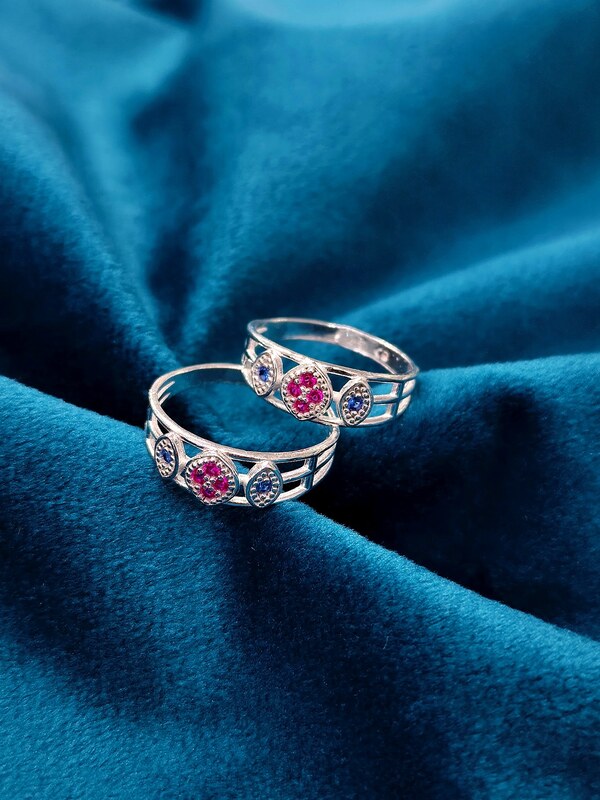 Toe Ring 04