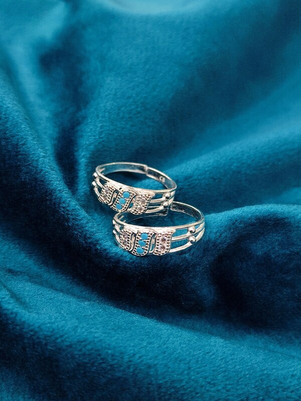 Toe Ring 05
