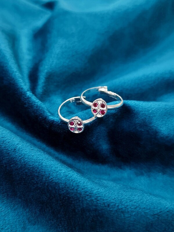 Toe Ring 06