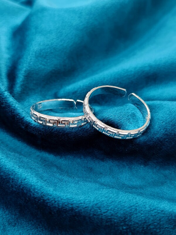 Toe Ring 07