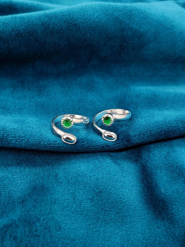 Toe Ring 44