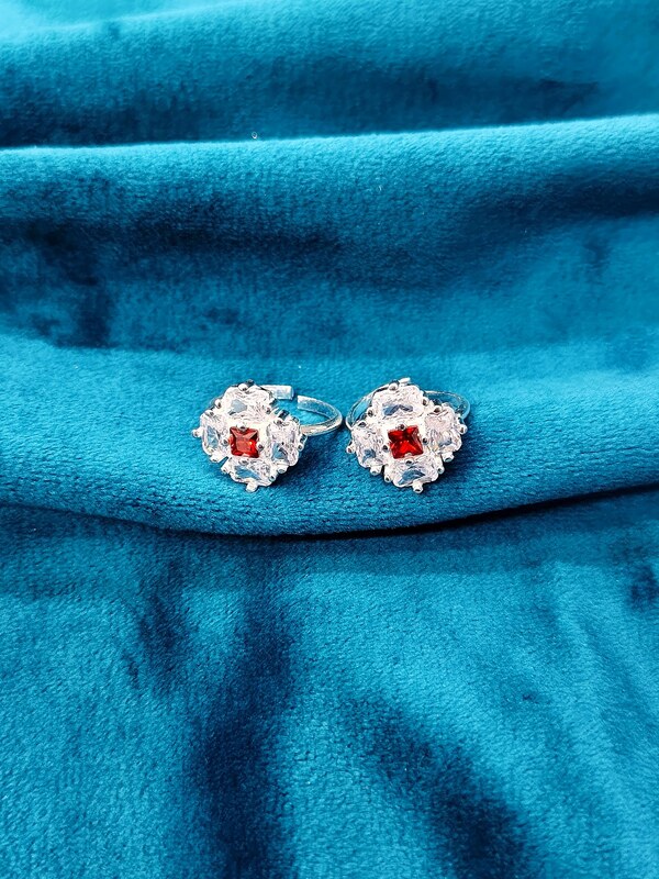Toe Ring 89