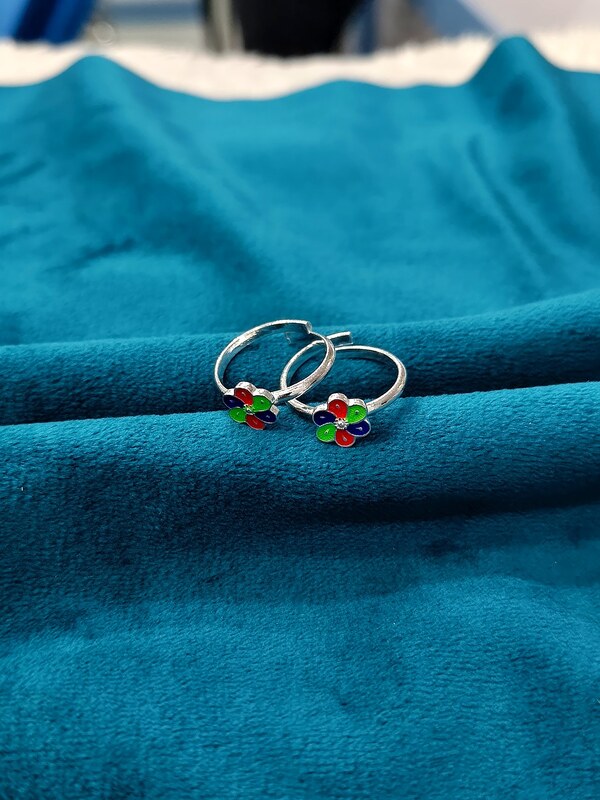 Toe Ring 99