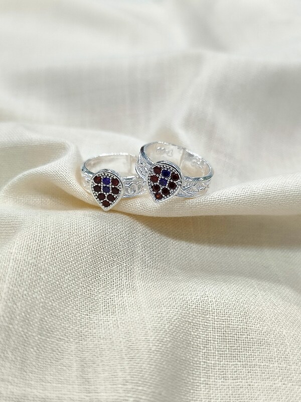 Toe Ring 105